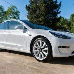 Tesla Model 3 tilbehør: Slik transformerer du bilen til et mesterverk av stil og funksjonalitet